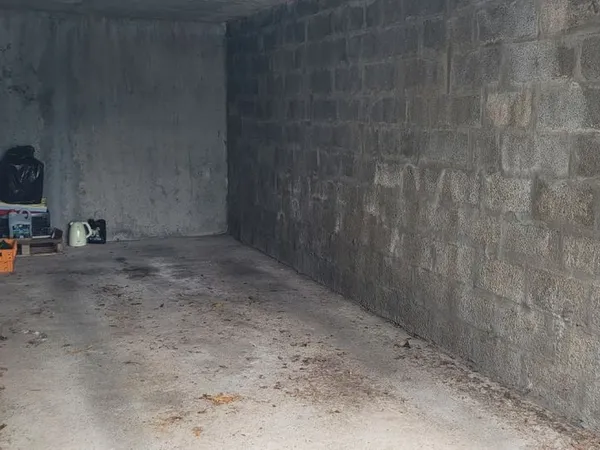 Garage à vendre