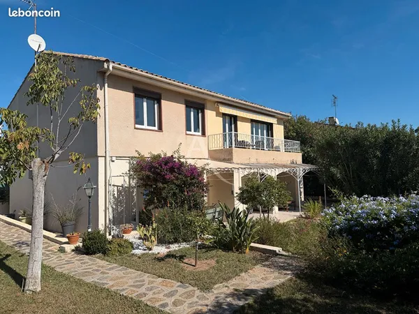 Maison 7 pièces 144 m²