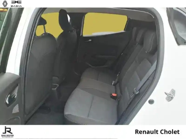 Renault Clio 1.5 blue dci 100ch evolution — photo 4
