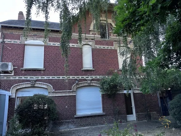 Maison bourgeoise 9 pièces 277 m²