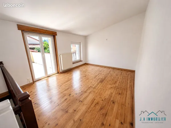 Maison de ville de 106 m² avec extérieur