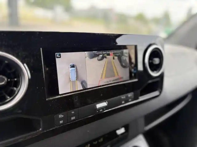 Mercedes Sprinter fgn 215 cdi 39 3.0t fwd — photo 18