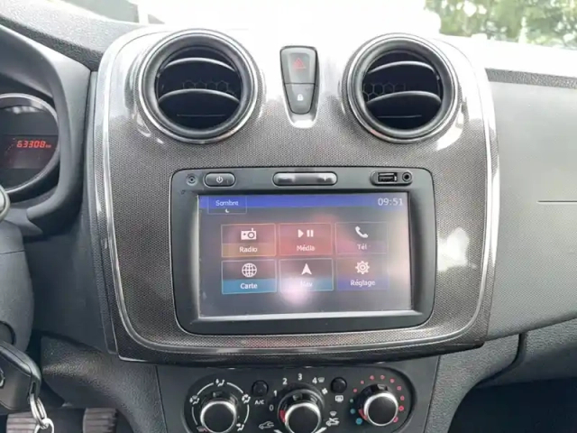 Dacia Sandero tce 90 — photo 12