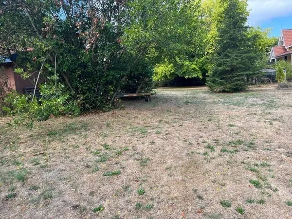 Terrain constructible 1221 m²