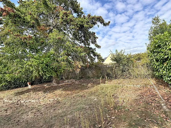 Terrain Verrieres En Anjou 880 m2