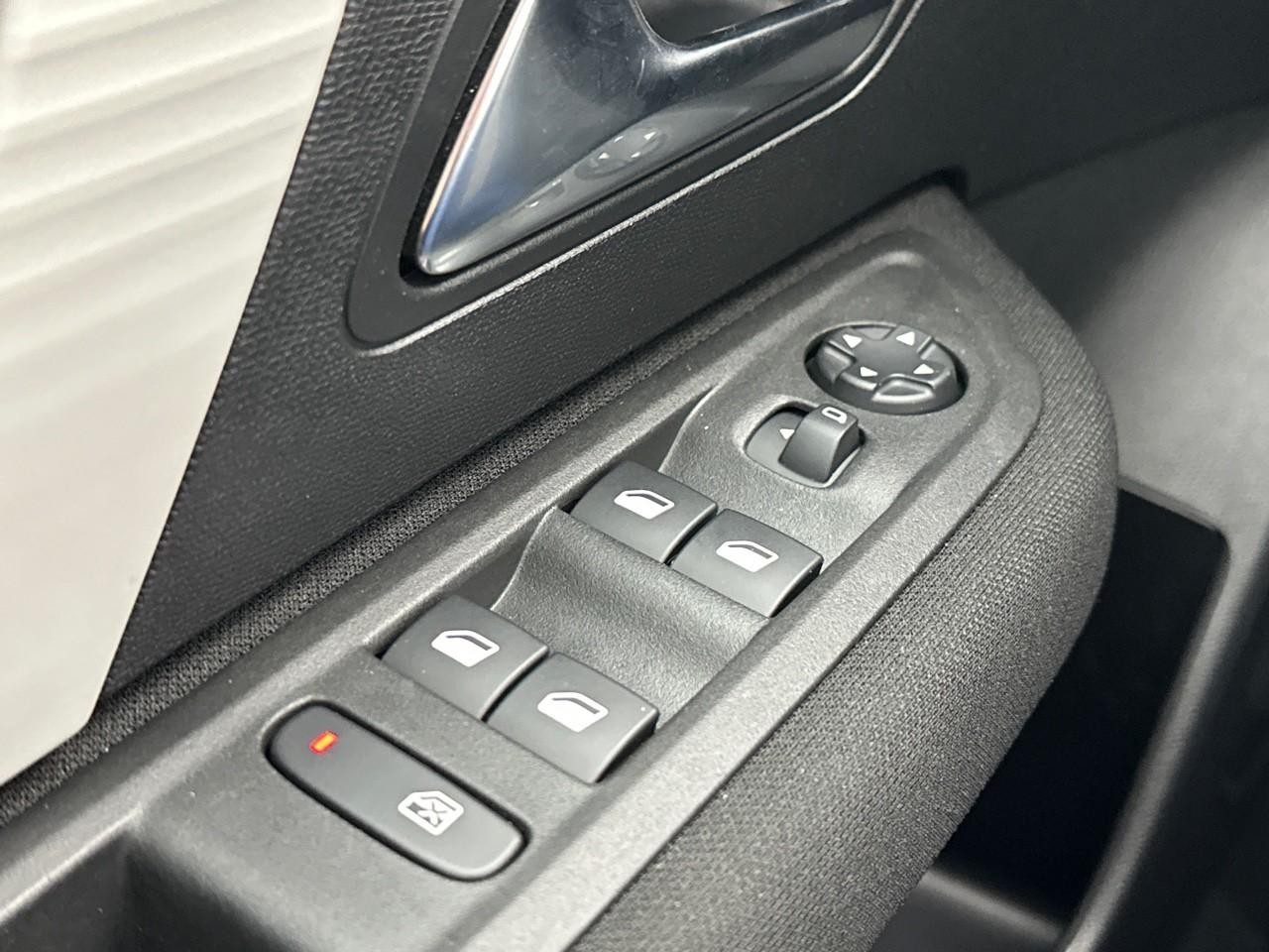 Citroën C4 hybride 100 e-dcs6 you — photo 15