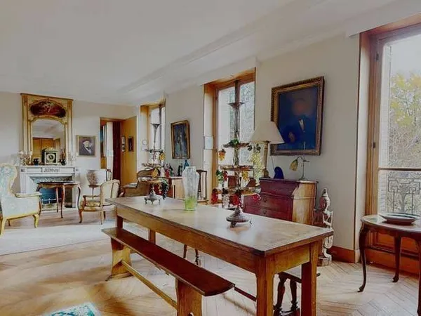 Appartement 6 pièces 20 m²