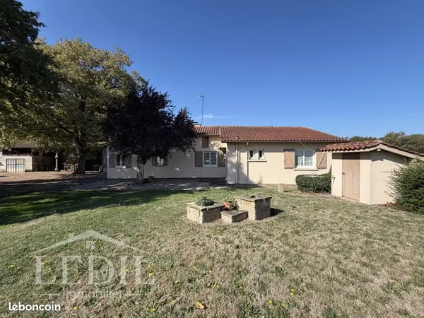 Maison 2 pièces 113 m²
