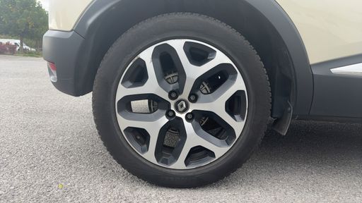 Renault Captur 1.3 TCe 150 EDC - Intens – 2019 – 97694 km – Essence – Boîte Automatique — photo 27