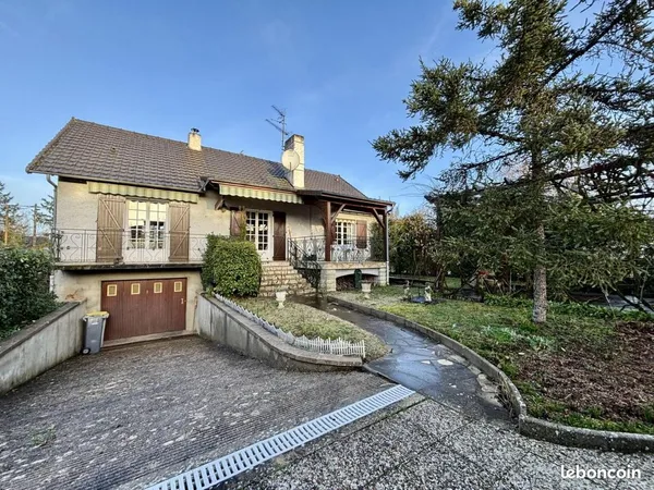 Maison 4 pièces 133 m²