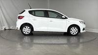 Dacia Sandero 1.0 SCe 65ch Confort -22 — photo 4