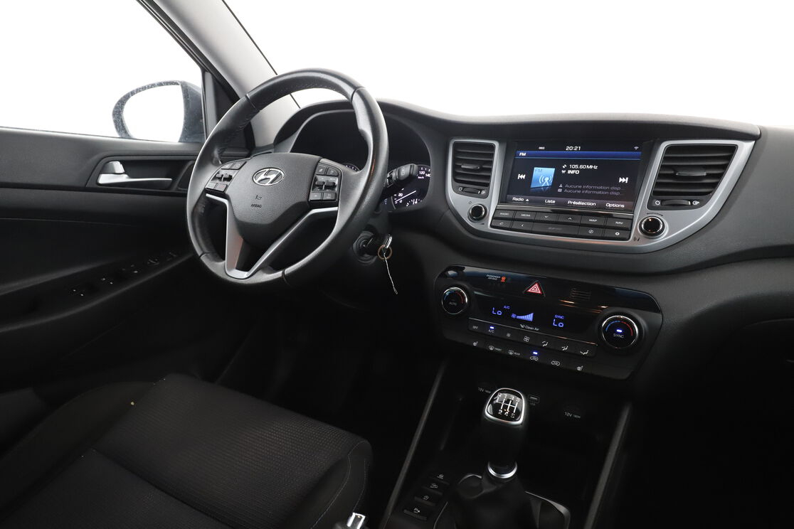 Hyundai Tucson 1.7 CRDi Intuitive — photo 12