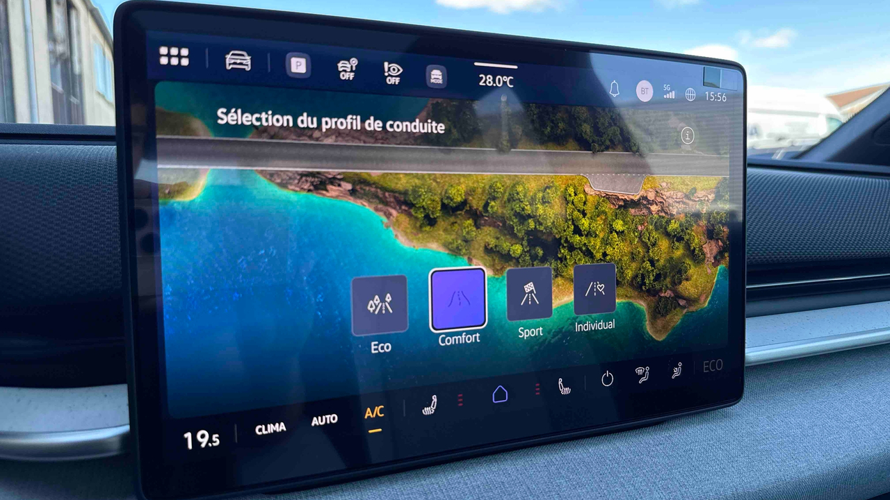Volkswagen ID. Polo 211 ch 52 kWh — photo 37