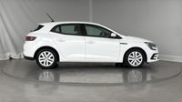 Renault Mégane 1.5 Blue dCi 115ch Air Nav Réversible — photo 4