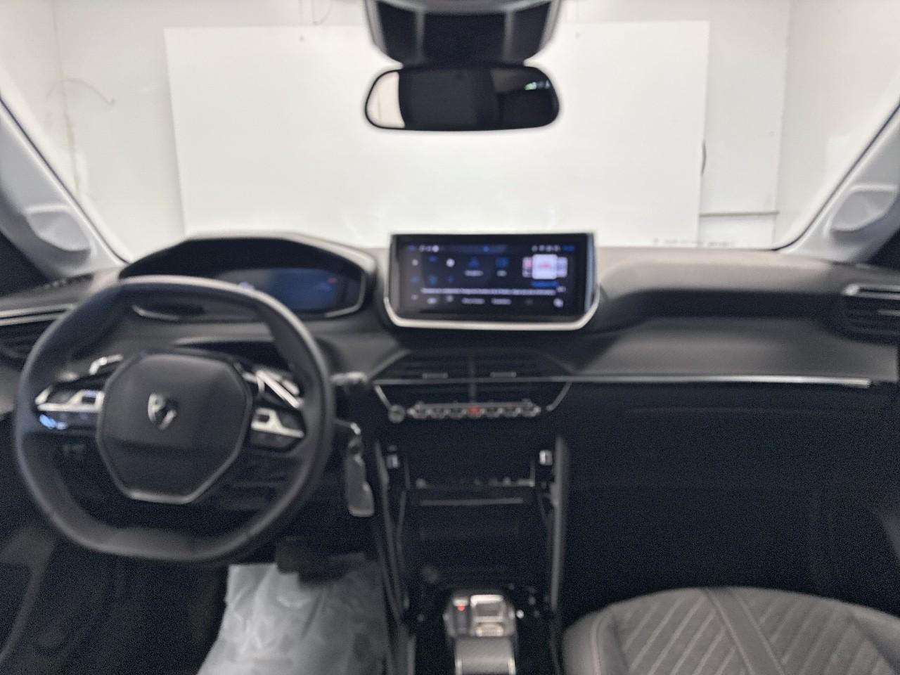 Peugeot 208 hybrid 110 ch e-dcs6 allure — photo 8