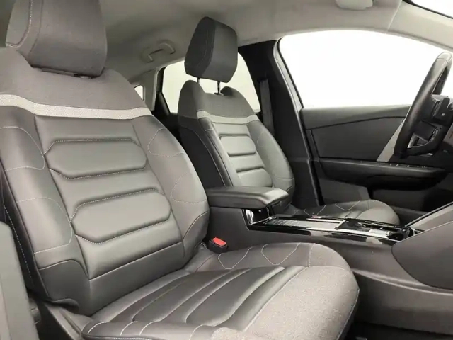 Citroën C4 puretech 130 s&amp;s eat8 — photo 27