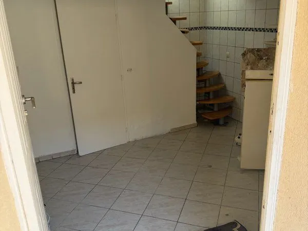 Appartement Location Vénissieux 2p 20m² 650€