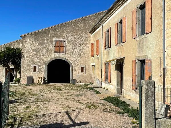 Maison + grande remise