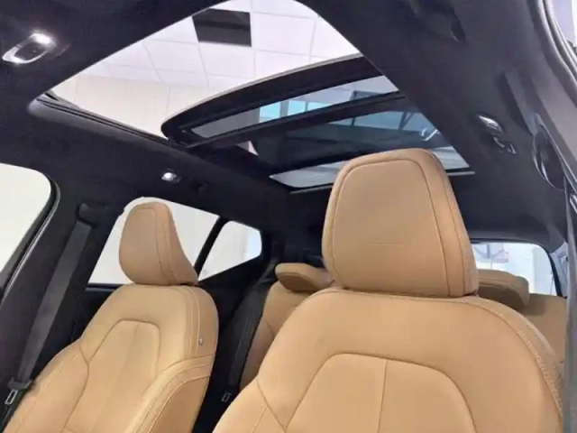 Volvo Xc40 t5 recharge 180 + 82ch inscription luxe dct 7 — photo 10