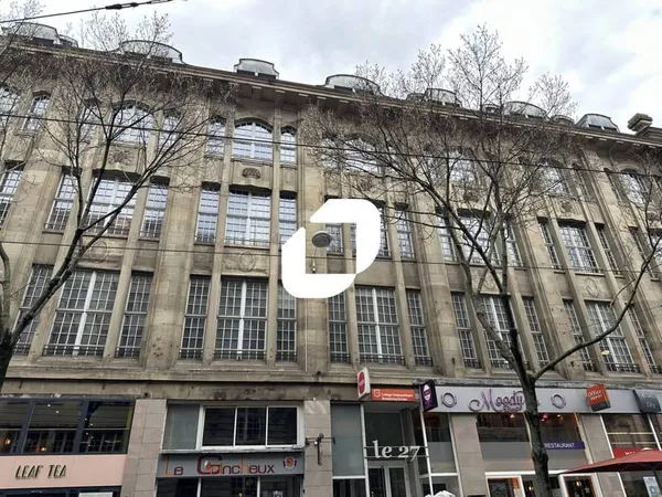Bureaux 455 m²