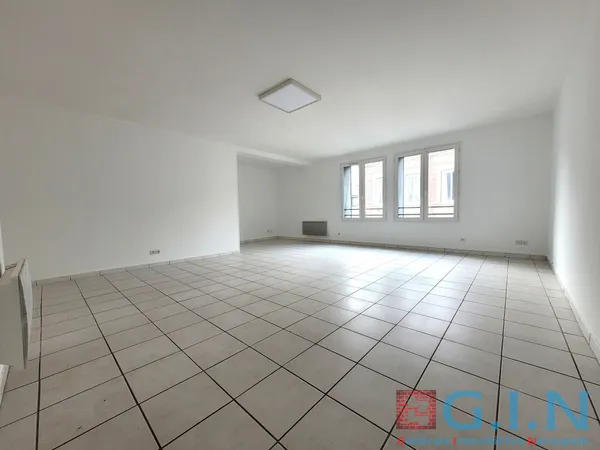 Appartement T5 de 111m2 à 400 m de la plage