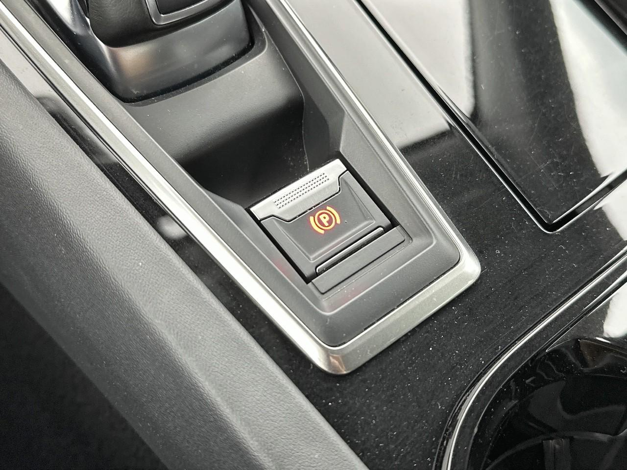 Peugeot 508 puretech 180 ch s&s eat8 allure pack — photo 30