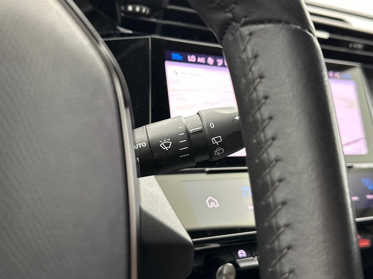 Peugeot 308 phev 180 e-eat8 allure — photo 20