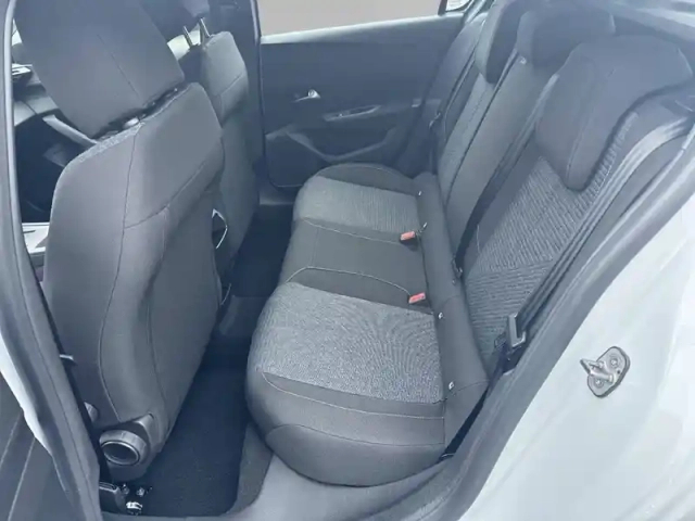 Peugeot 308 hybrid 136 e-dcs6 — photo 52