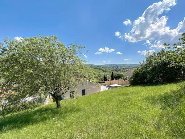 Terrain constructible 1086 m²
