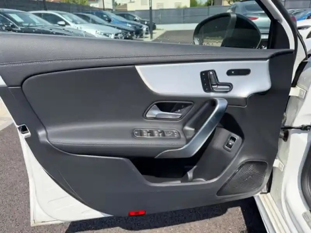 Mercedes Classe A 250 e hybrid eq amg line — photo 34