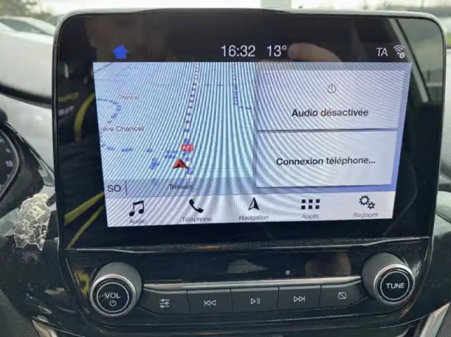 Ford Fiesta affaires 1.5 tdci 85ch s&amp;s trend — photo 4