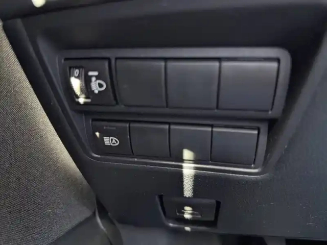 Toyota Yaris 120 vvt-i — photo 27
