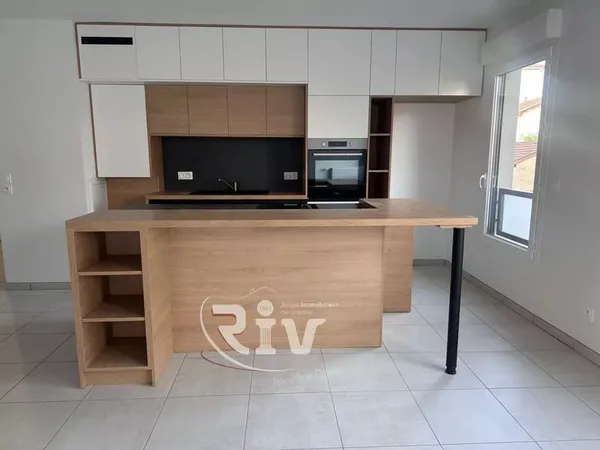 Appartement 1er étage - 85.41m2 - Terrasse, jardin et garage