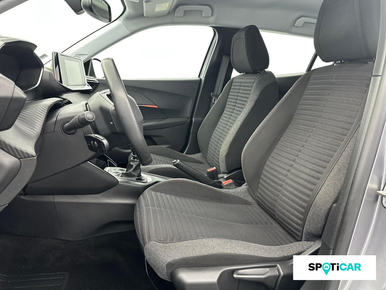 Peugeot 2008 1.2 puretech 100ch s&s active pack — photo 9