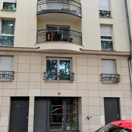 F2 duplex meublé de 32 m² - Disponible immédiatement - Issy-les-Moulineaux