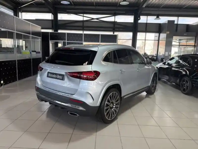 Mercedes Gla 200 d amg line — photo 5