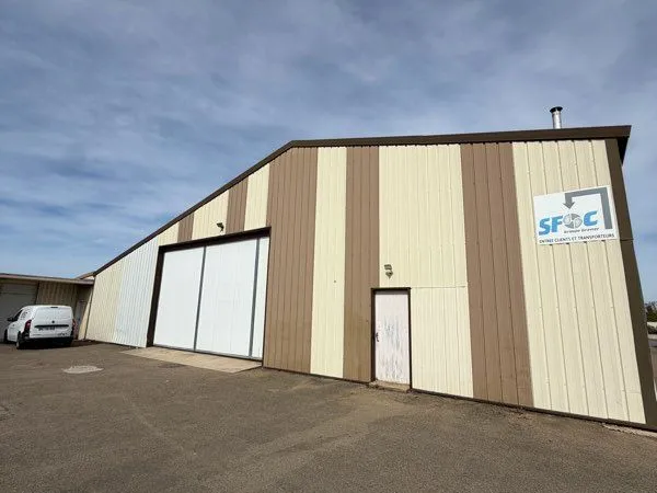 à louer - auxerre nord / monéteau - local d'activité / entrepôt 450 m²