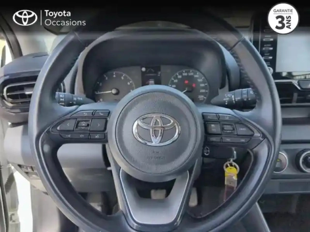 Toyota Yaris 120 vvt-i dynamic 5p my22 — photo 9