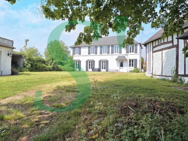 Maison 10 pièces 267 m²