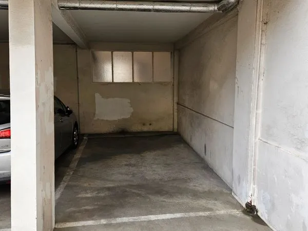 Vente parking couvert Paris 15 - Georges Brassens - 23 500