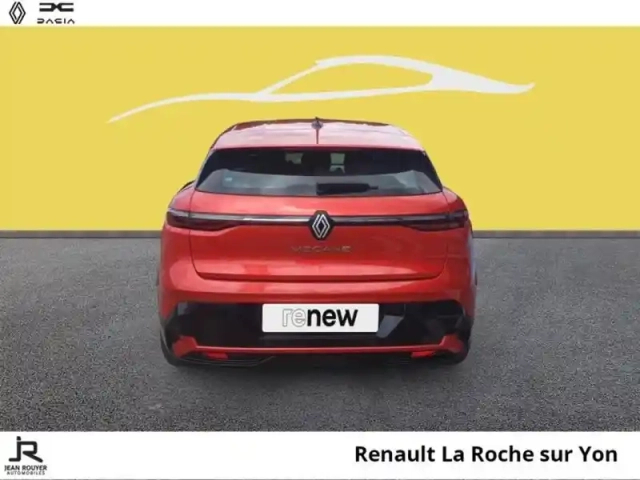 Renault Megane e-tech electric ev60 220ch equilibre super charge -b — photo 11