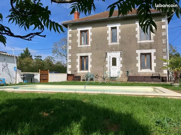 Propriété 5 pièces 121 m²