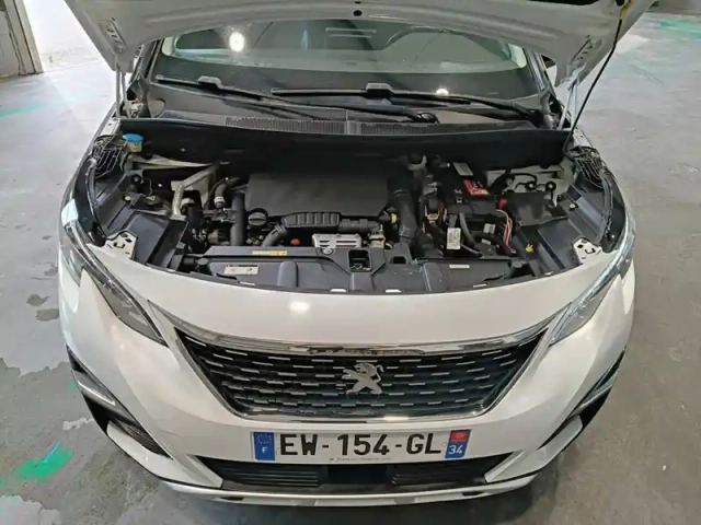 Peugeot 3008 1.2 puretech 130ch s&amp;s eat6 — photo 23