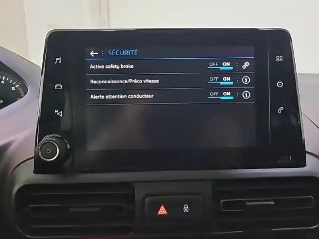 Peugeot Rifter standard bluehdi 130 s&amp;s eat8 — photo 45