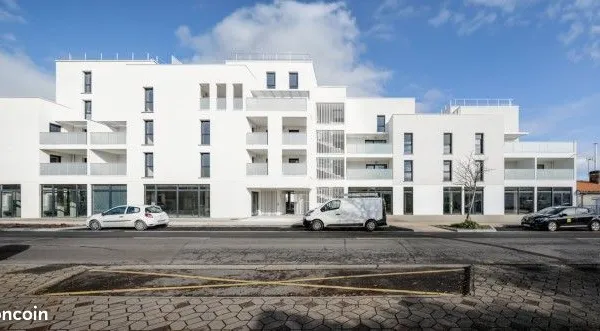 Local commercial 81 m²