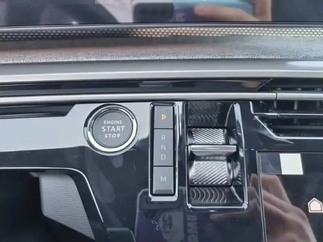 Peugeot 5008 hybrid 145 e-dcs6 — photo 14