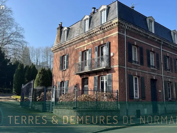 Propriété 10 pièces 283 m²
