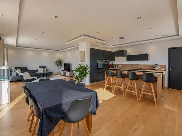 Maison 6 pièce(s) 158 m2