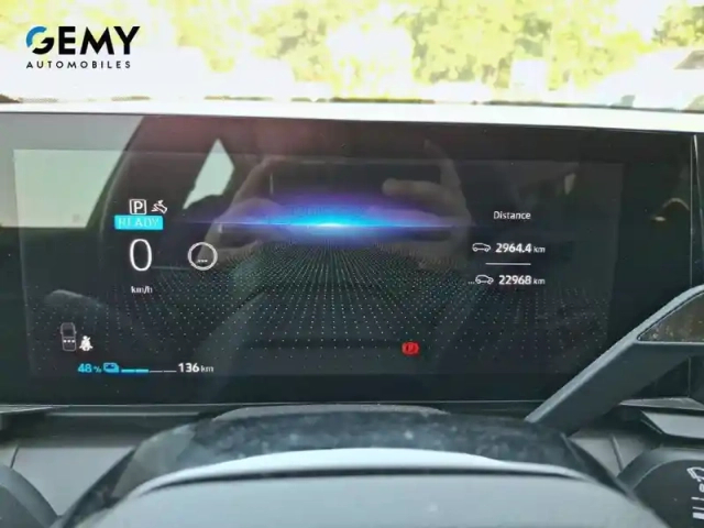 Renault Megane e-tech ev40 130ch standard charge — photo 16