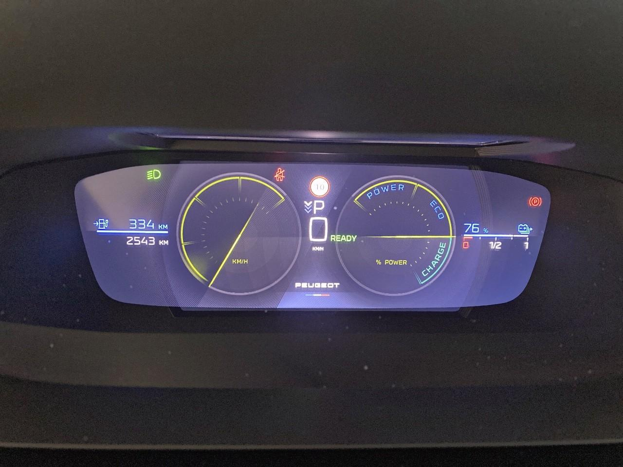 Peugeot 408 electrique 58 kwh 210 ch gt — photo 13